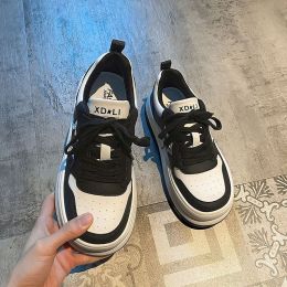 Women's Fashionable And Versatile Star Round Head Heightening Sneakers (Option: Black-37)